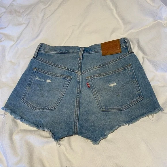 Levi’s 501 High Rise Denim Shorts Fault Line in 25 - Picture 6 of 11